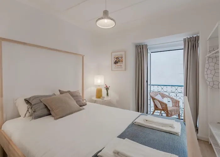 شقة Sunny Bairro Alto & Chiado Apartment, By Timecooler
