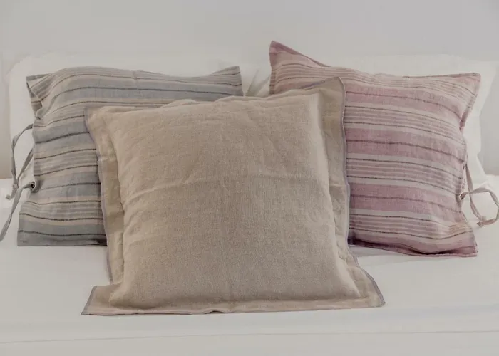 Sunny Bairro Alto & Chiado Apartment, By Timecooler Lisboa