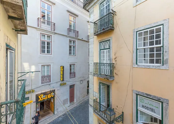 Sunny Bairro Alto & Chiado Apartment, By Timecooler