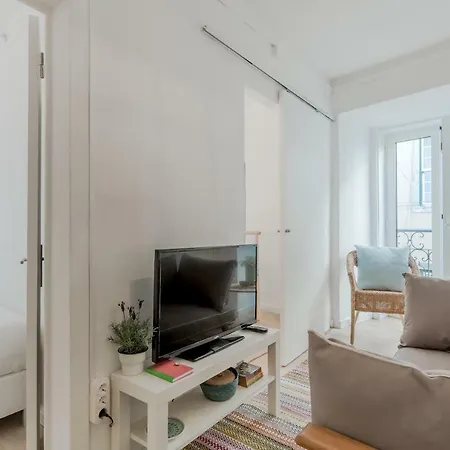 Sunny Bairro Alto & Chiado Apartment, By Timecooler Apartment Lisbon