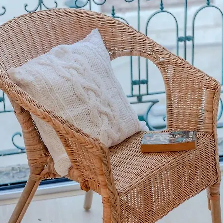 Sunny Bairro Alto & Chiado Apartment, By Timecooler Apartment Lisbon
